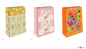 Пакет 40*30*9см "Цветы" ассорти с пласт. ручками, мягкий пластик