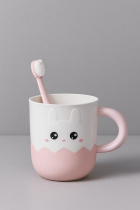 Кружка пластиковая "Волнистый кролик" розовая