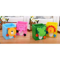 Стакан наст. "deVENTE Funny animals" 8,5*7*5,5см, деревян., с декором Стакан наст. "deVENTE Funny animals" 8,5*7*5,5см, деревян., с декором