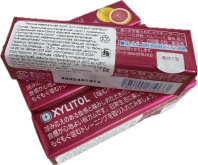 Жевательная резинка Xylitol Gum розовый грейпфрут Lotte" 26,1гр., /уп.15шт./